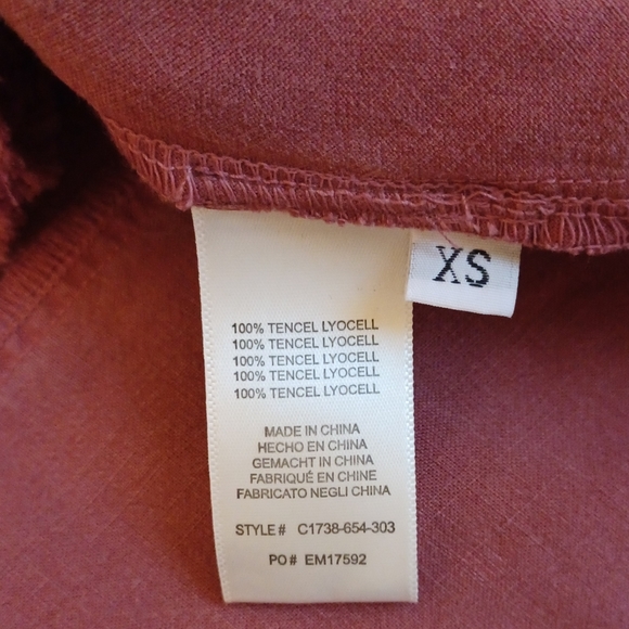 Anthropologie exclusive line Cloth & Stone Peplum Top size XS NWOT - Picture 4 of 6